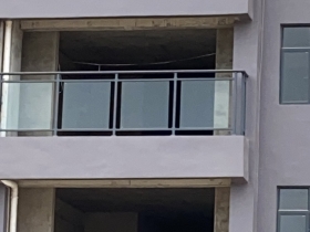 陽(yáng)臺(tái)護(hù)欄